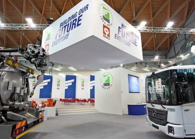 Affidarsi a veri professionisti per gli allestimenti per congressi e meeting vuol dire trasmettere le specifiche caratteristiche del tuo brand