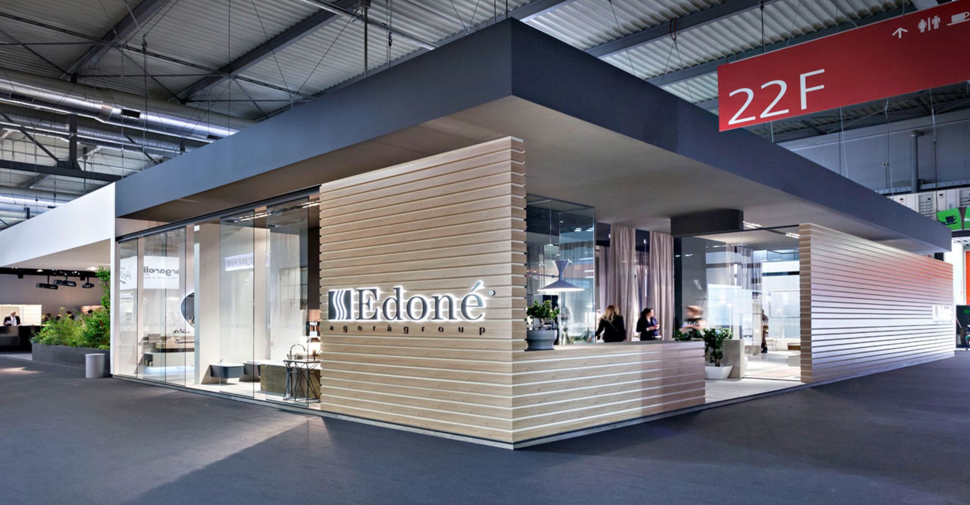 Allestimento convegni personalizzato per il tuo brand